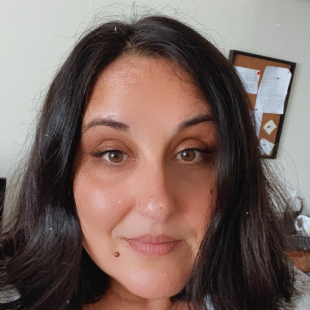 Meet your Posher, Tina